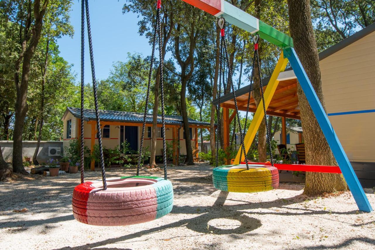 Mobile Home - Kamp Olga Banjole Eksteriør billede